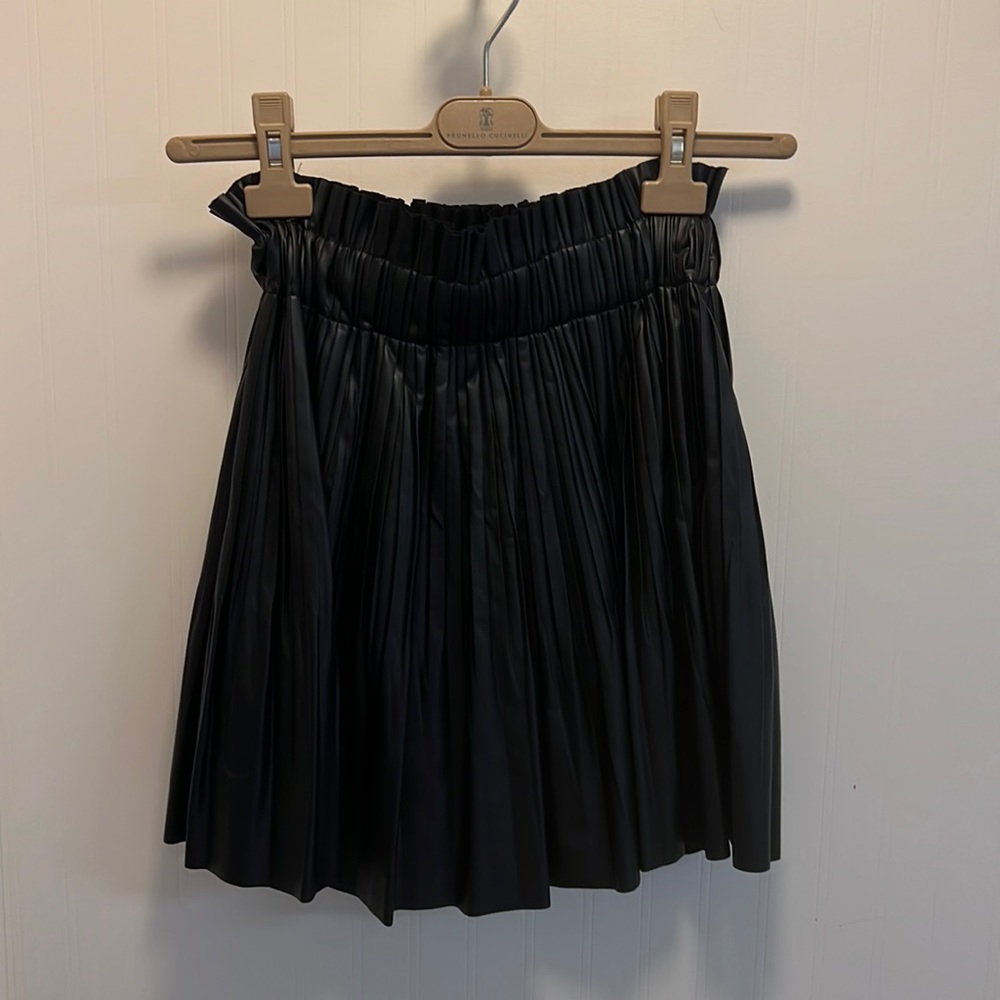 NEW! Zara faux leather pleated mini skirt